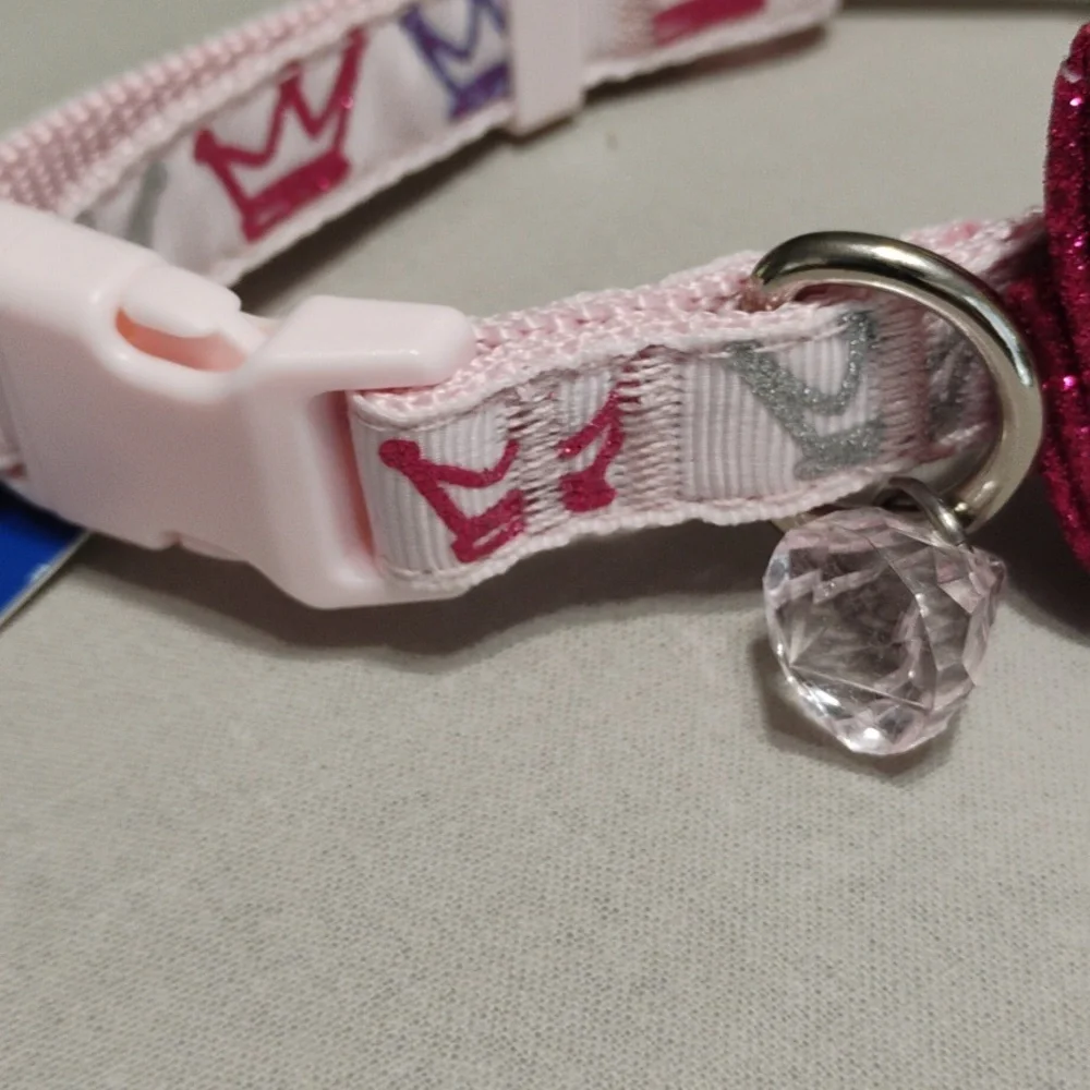 New! Top Paw Pink and Burgundy Pink With Glitter Bow Tie Collar Size Small
